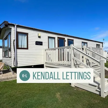 Amble Retreat, Seal Bay Resort Selsey Exterior photo