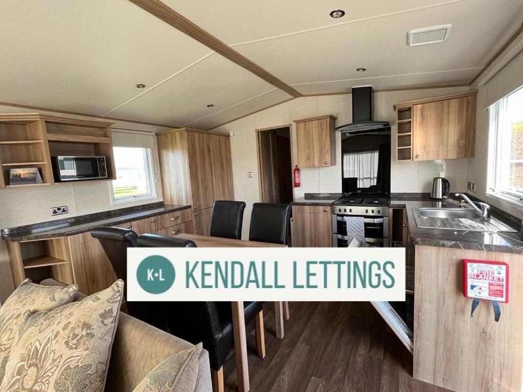 Amble Retreat, Seal Bay * Selsey
